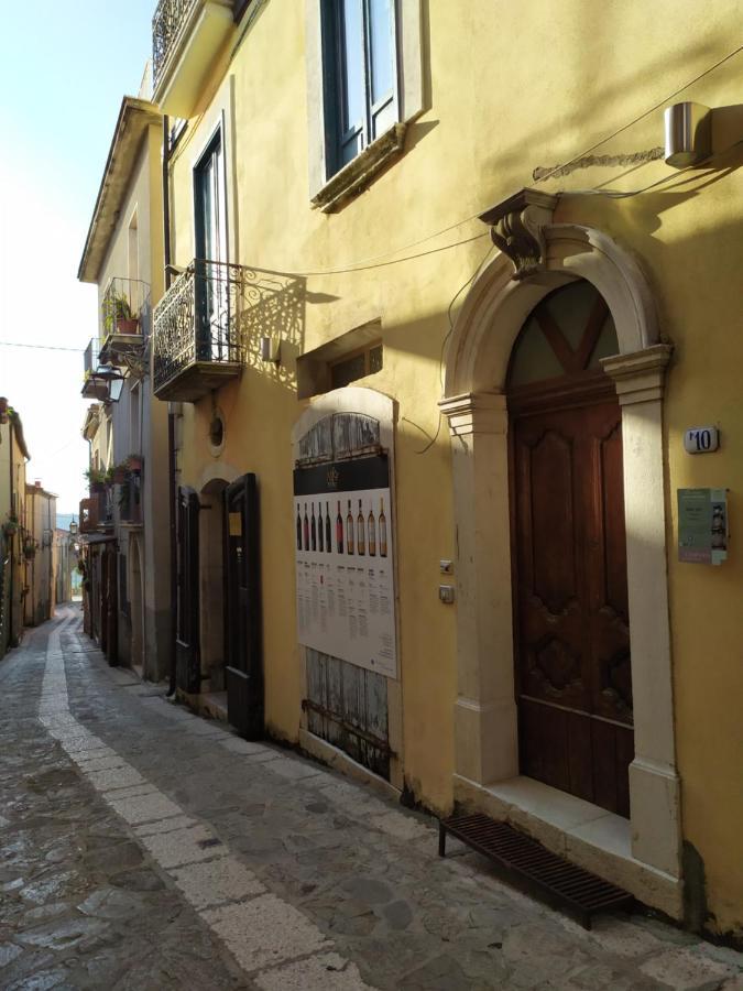 Stanze Don Gesualdo Alloggio Turistico Taurasi Exterior photo